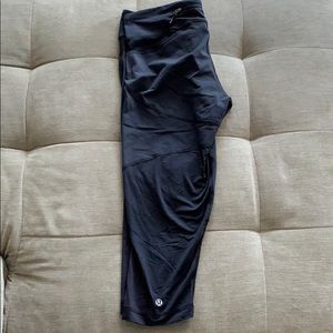 Lululemon crop leggings